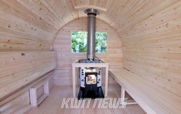 편백 반원형 핀란드 사우나 내부 모습