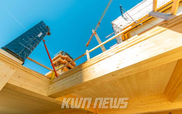 주요 목조구조부 3시간 내화성능을 지니는 뉴랜드엔터프라이즈의 어쎈트 목조빌딩 시공현장.
